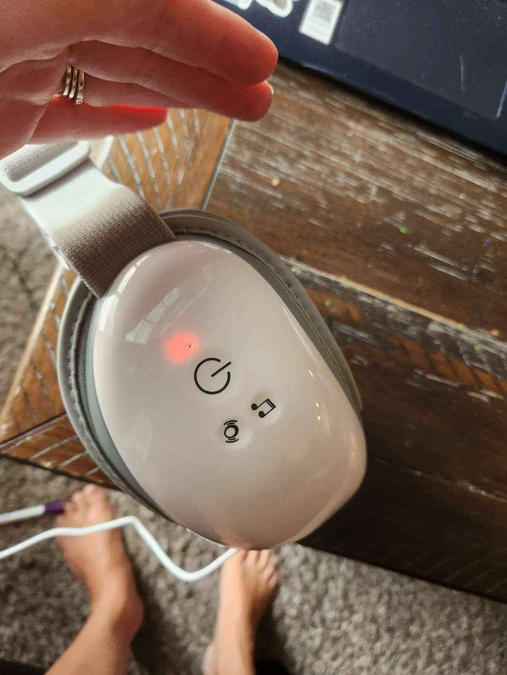 Renpho Eye Massager with Music and Adjustable Strap